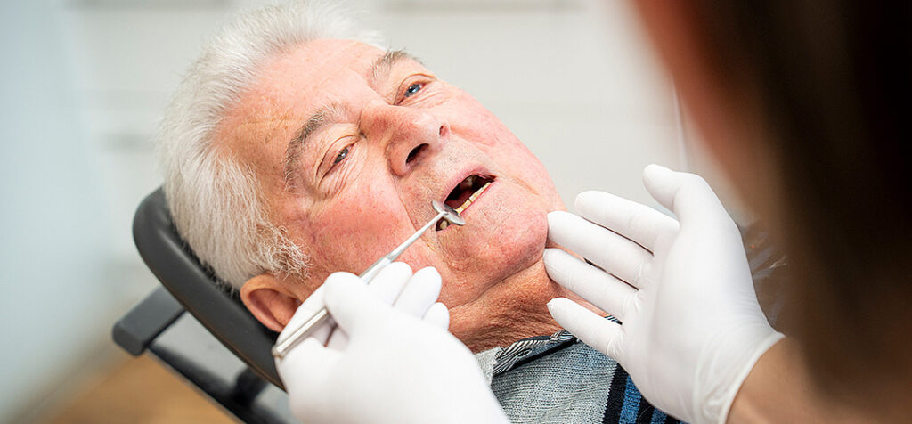 Alterszahn­medizin